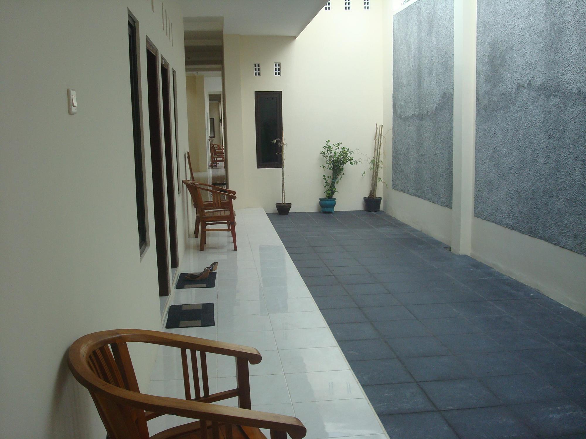 Spot On 2419 Rumah Nugraha Hotel Syariah Jogyakarta Zewnętrze zdjęcie