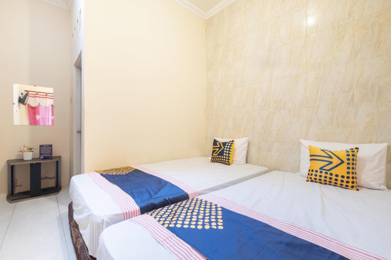 Spot On 2419 Rumah Nugraha Hotel Syariah Jogyakarta Zewnętrze zdjęcie